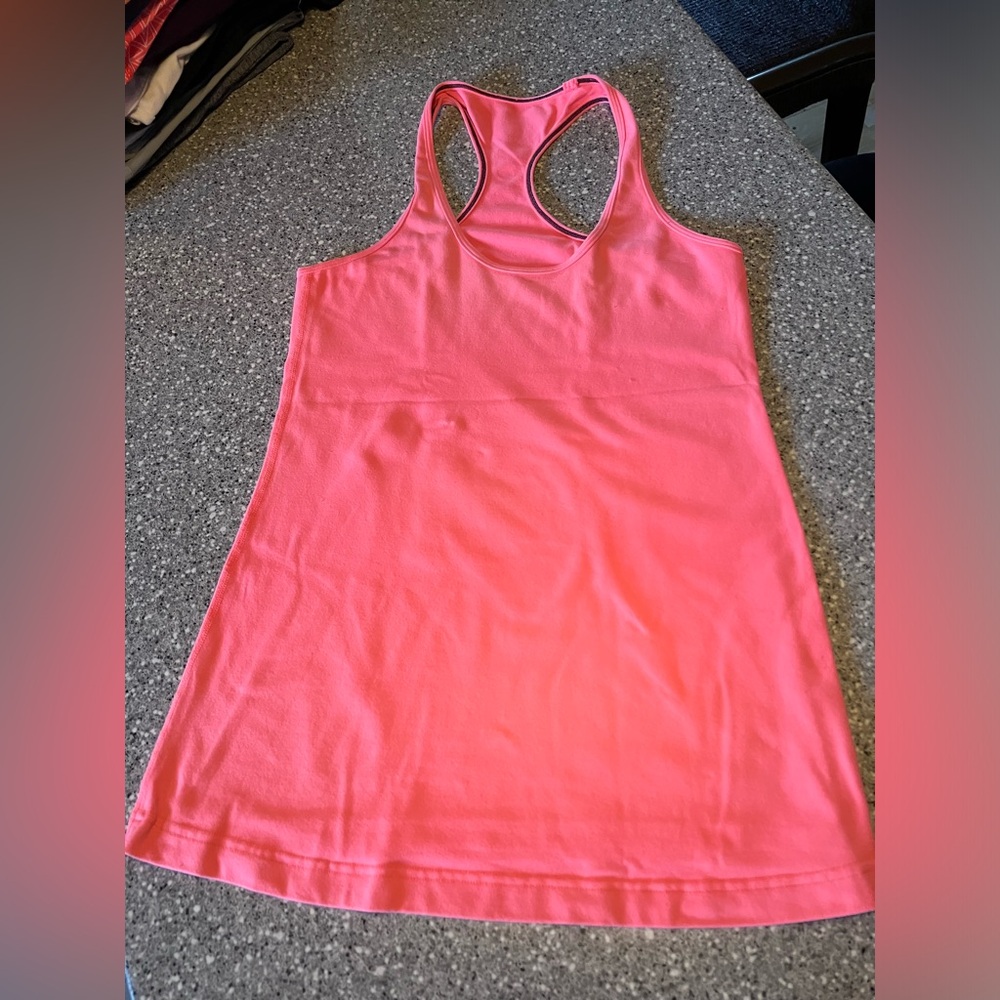 Lululemon sport top